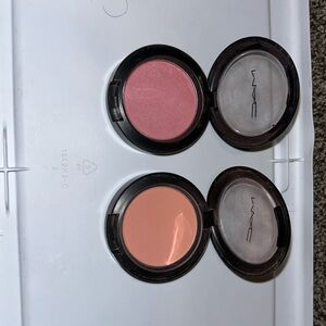 MAC bundle blushes
